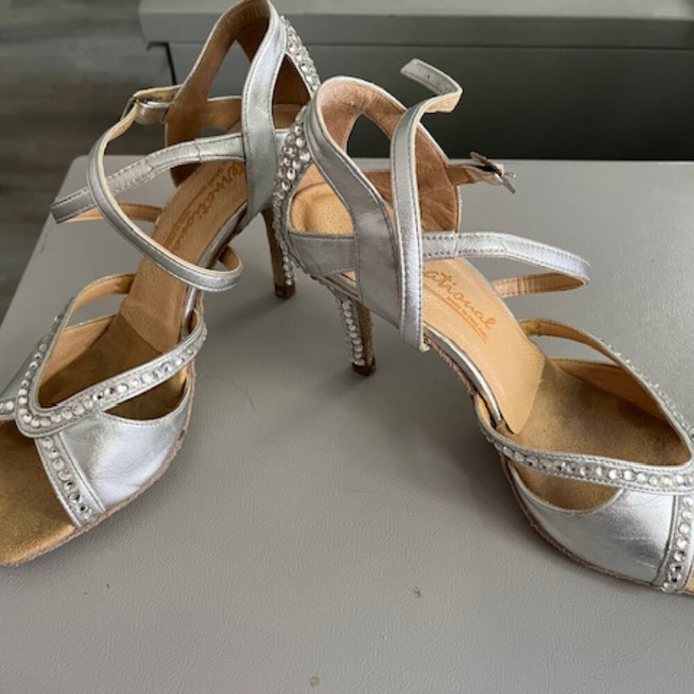 Latin/Rythm Dance Shoes Size 8.5 , Swarovski heels